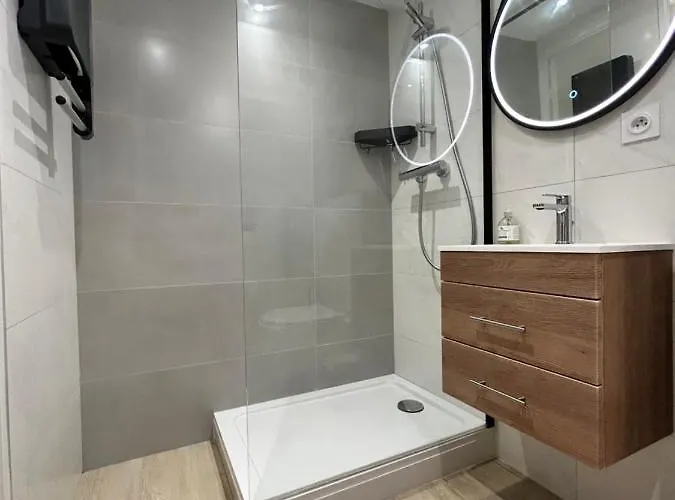 L'evasion Des Pins - Au Coeur De La Nature *